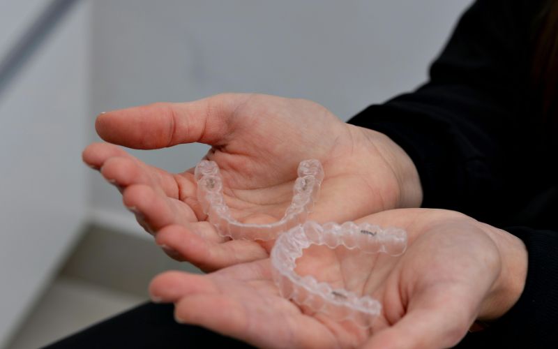 Invisalign vs braces image